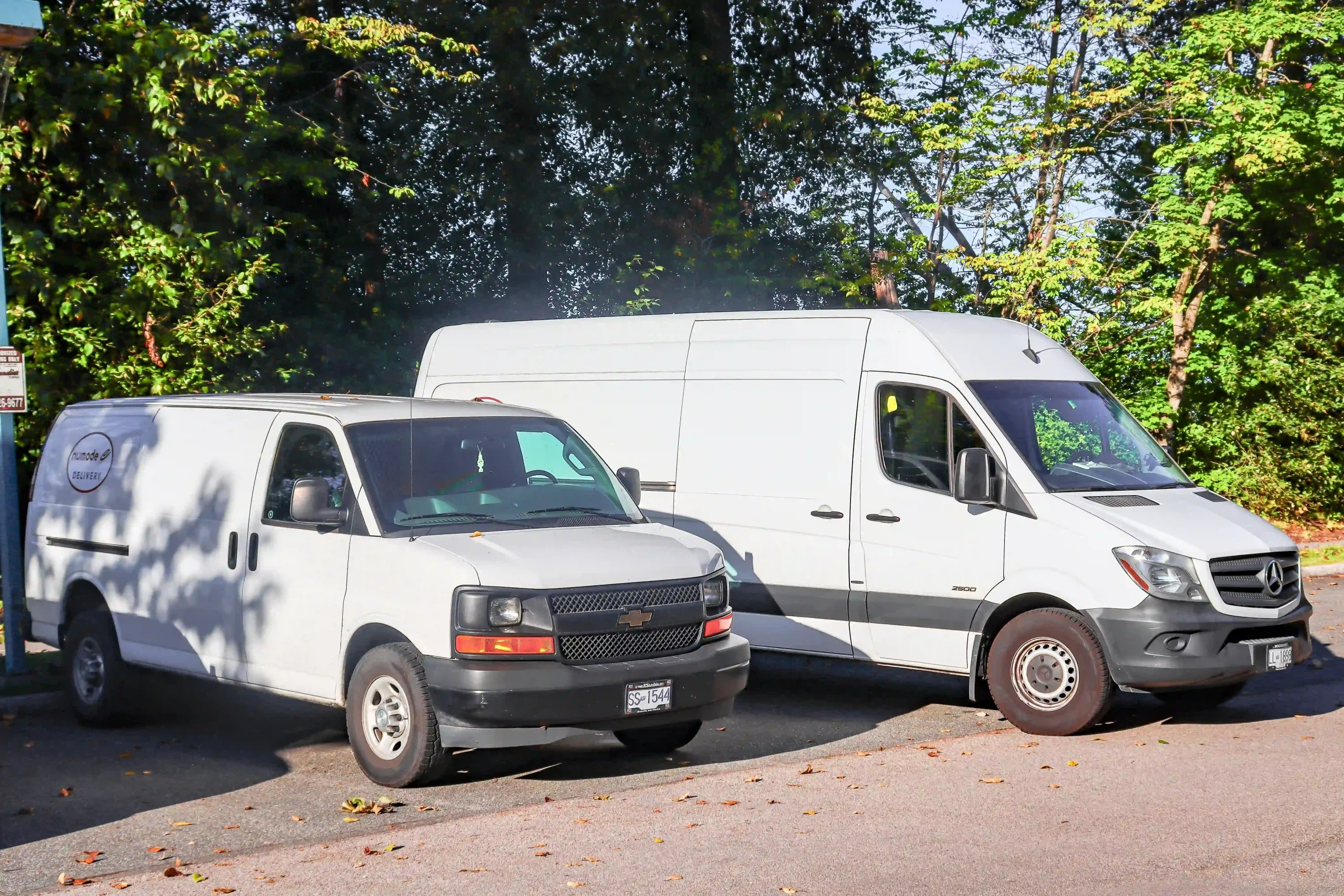 Numode Vans for dedicated services