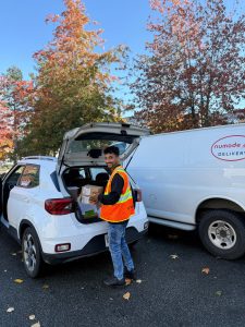 How Far in Advance Should You Book a Courier in Vancouver?