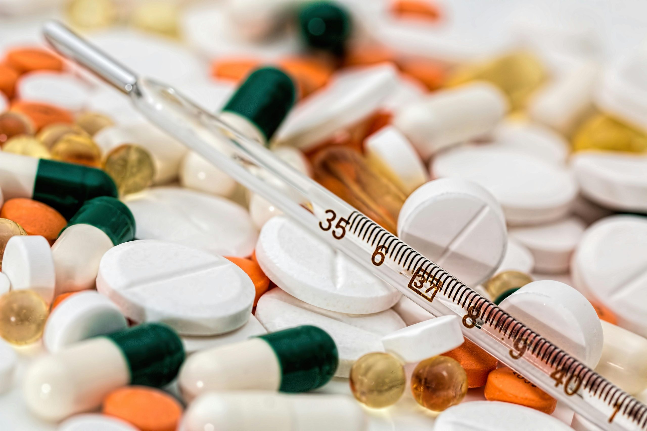 Healthcare courier and medical delivery services