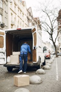 What Affects Shipping Costs? Understanding Surcharges & Billable Weight